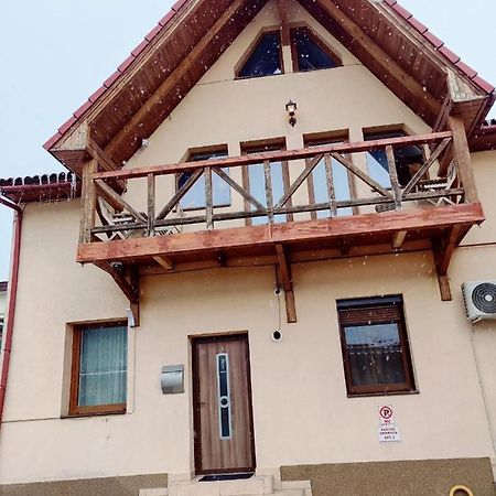شقة Casa Cu Balcon براشوف المظهر الخارجي الصورة